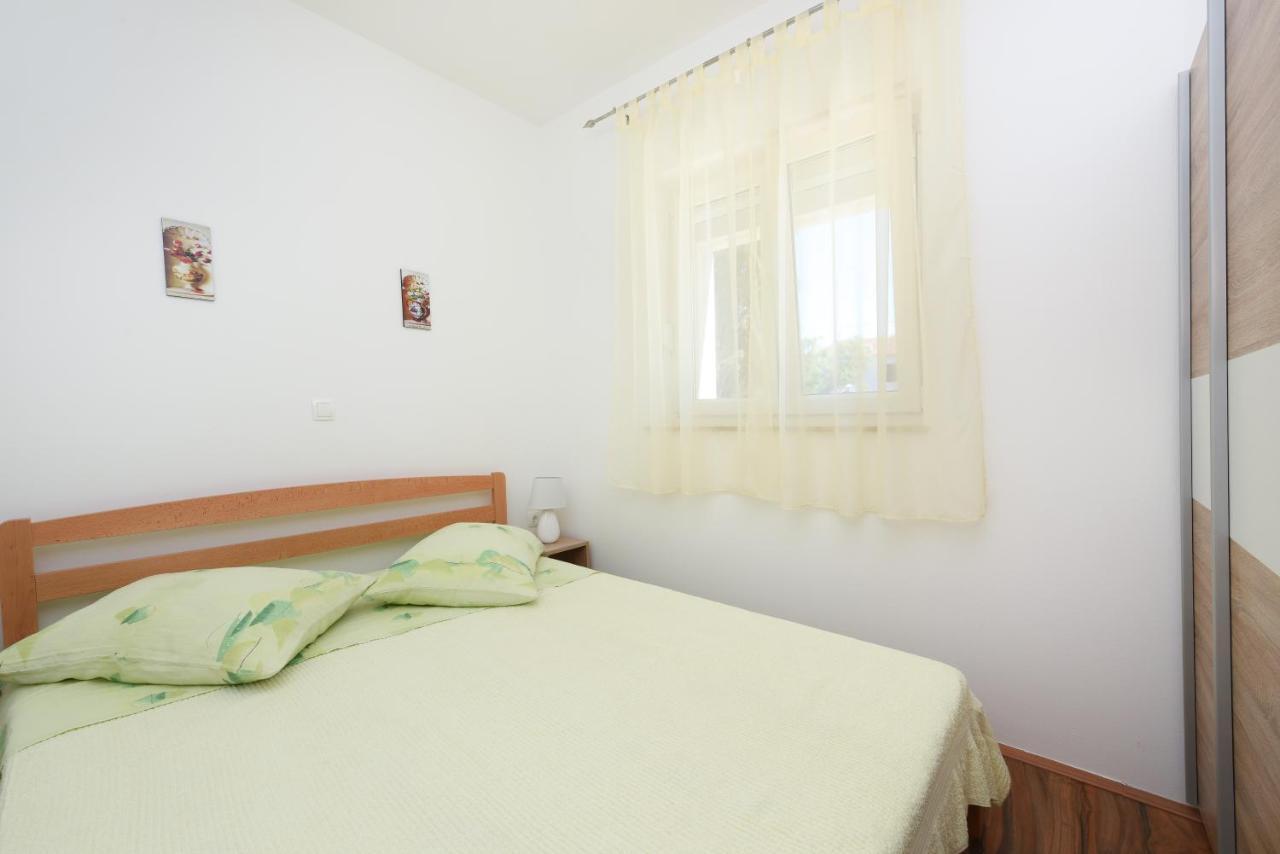 Apartments Sime Петрчане Экстерьер фото