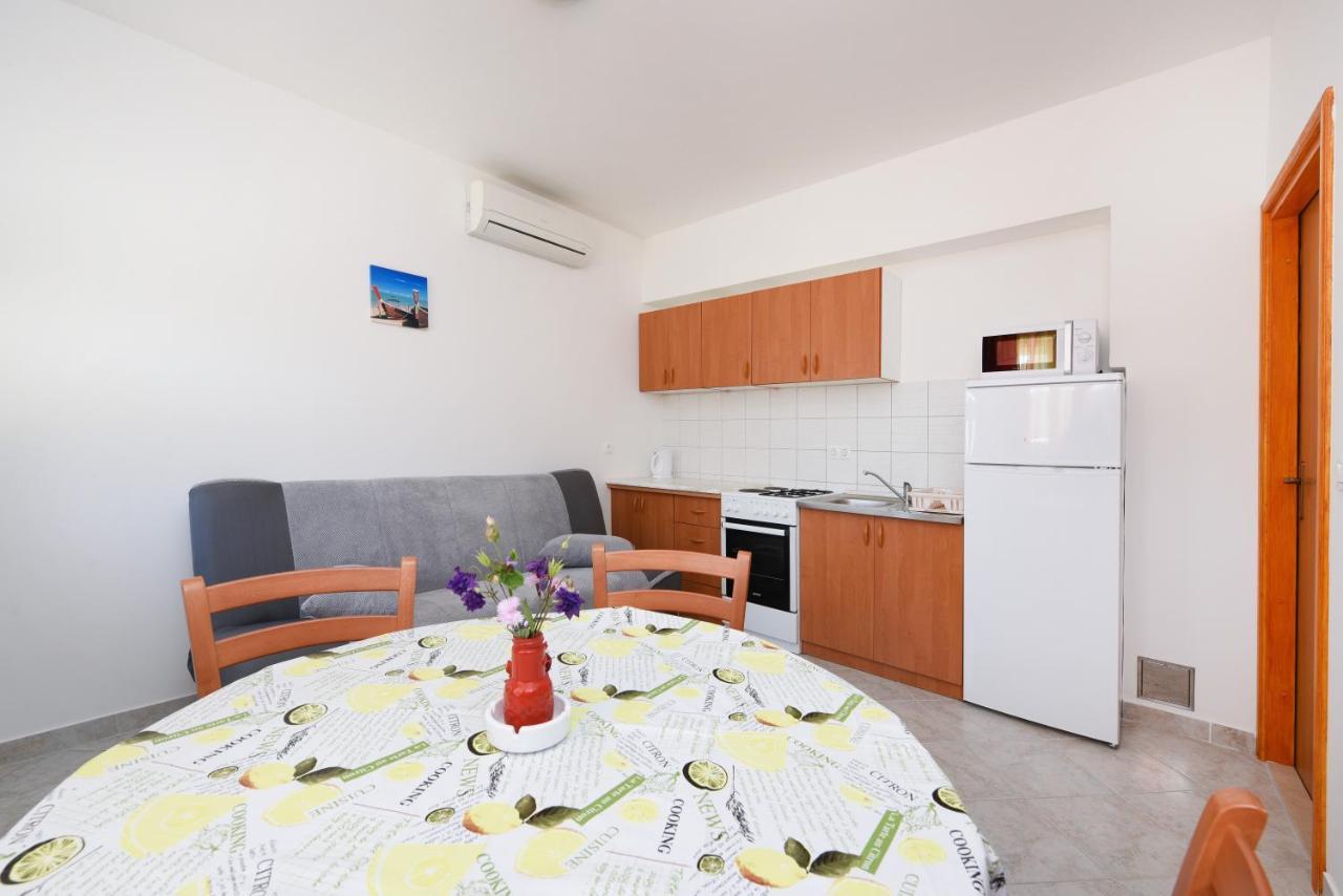 Apartments Sime Петрчане Экстерьер фото